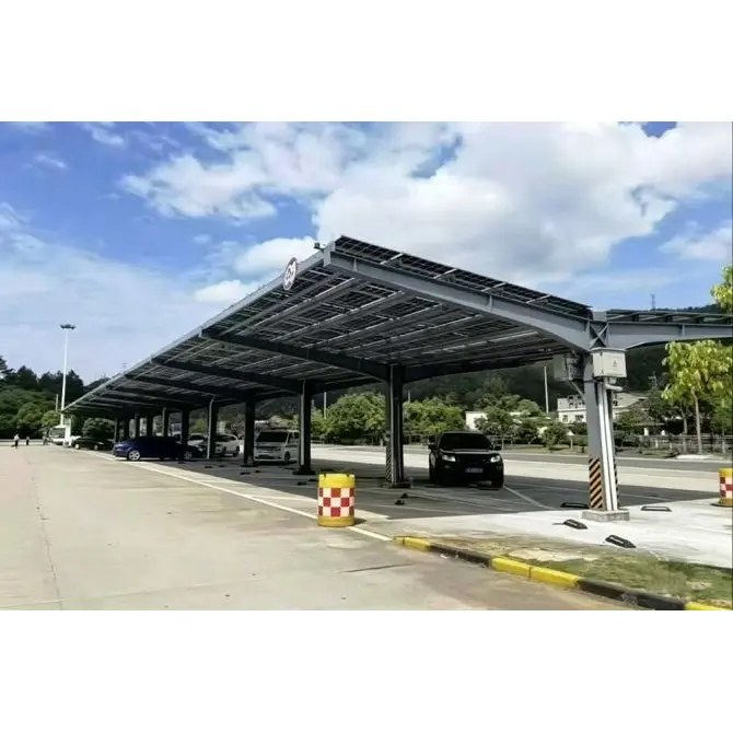 Bãi đậu xe năng lượng mặt trời T-Frame
